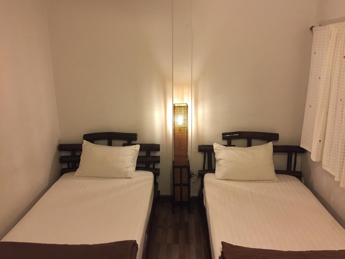 Отель Lamphuhouse Bangkok - Sha Extra Plus Certified Экстерьер фото